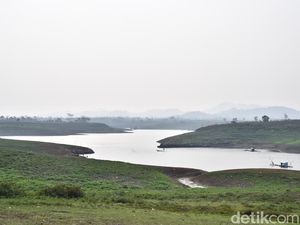 Indahnya Pemandangan dari Tepi Waduk Saguling KBB