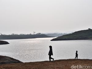 Proyek PLTS Saguling Diguyur Rp 1 Triliun