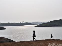 Proyek PLTS Saguling Diguyur Rp 1 Triliun