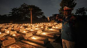 Apel Kehormatan dan Renungan Suci Hari Pahlawan di Surabaya