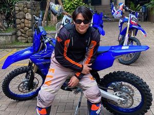 Dikaitkan Lagi dengan Devina Kirana, Billy Syahputra Nggak Pernah Kepikiran CLBK Dikaitkan Lagi dengan Devina Kirana, Billy Syahputra Nggak Pernah Kepikiran CLBK