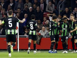 Ajax Vs Brighton: The Seagulls Menang 2-0