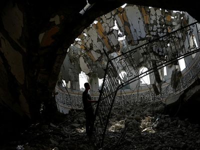 Teganya, Israel Hancurkan 4 Masjid di Gaza dalam Semalam