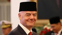 Presiden FIFA Andalkan Jet Pribadi Demi Kejar Dua Pertandingan Sehari di Piala Dunia