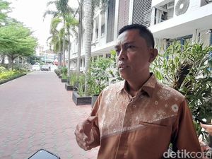 H-1 Pencoblosan, Bawaslu Sumsel Fokus Tertibkan APK di Sekitar TPS H-1 Pencoblosan, Bawaslu Sumsel Fokus Tertibkan APK di Sekitar TPS
