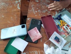 Sederet Fakta Greget Guru SMPN 1 Kedungadem Bojonegoro Siram HP Siswa