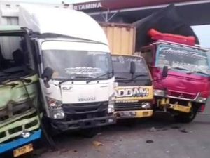 6 Truk Tabrakan Beruntun di Pantura Cirebon, 2 Orang Terluka
