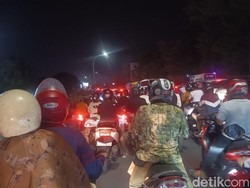 Jalan Urip-Perintis Makassar Macet Parah Malam Ini, Kendaraan Mengular 4,6 Km