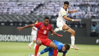 Beberapa peluang berbahaya juga sudah dilancarkan Maroko untuk mencari gol pembuka. Peluang terbaik didapatkan Mohamed Hamony dalam situasi satu lawan satu, tapi tendangannya sukses dihalau dengan kaki oleh kiper Panama Manuel Romero. 