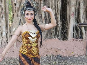 Mila Rosinta Totoatmojo Rela Tampil Jelek Demi Film Syirik