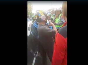 Kesaksian Ngeri Warga Terpental ke Atas Mobil Pelat Kedubes di Koja Kesaksian Ngeri Warga Terpental ke Atas Mobil Pelat Kedubes di Koja