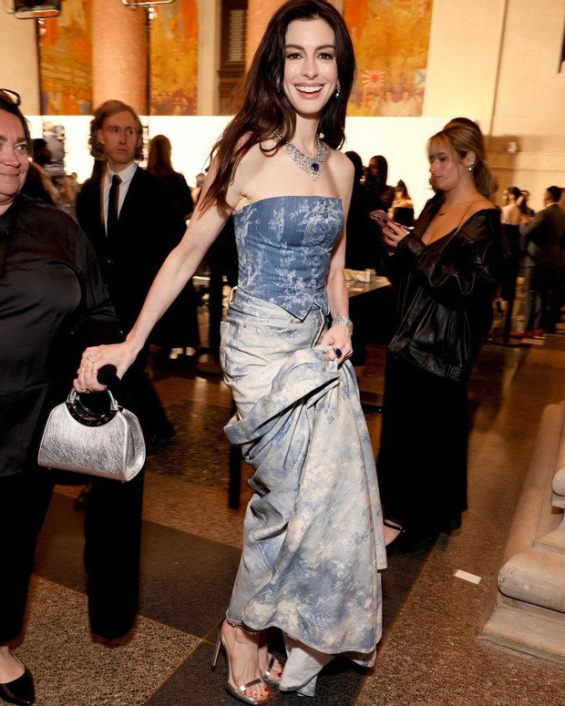Anne Hathaway CFDA Awards 2023