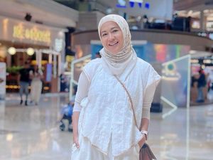 Okie Agustina Siapkan Tubuh Ideal untuk Kembali Syuting Okie Agustina Siapkan Tubuh Ideal untuk Kembali Syuting