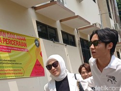 Okie Agustina Gugat Cerai Gunawan Dwi Cahyo