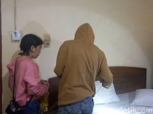 5 Pasangan Mesum Terjaring Razia Pekat di Hotel Melati Jambi 5 Pasangan Mesum Terjaring Razia Pekat di Hotel Melati Jambi