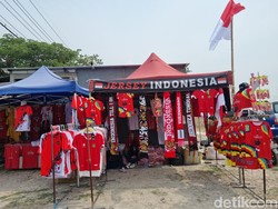 Pernak-pernik Piala Dunia U-17 Juga Bisa Dibeli di Area GBT Lho