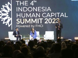 Dirut PLN Beberkan Kiat Perusahaan Bertransformasi di Forum Human Capital