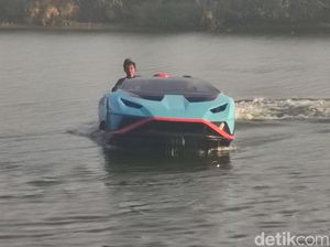 Sensasi Naik Lamborghini di Atas Air, Bisa Dicoba di Sidoarjo Sensasi Naik Lamborghini di Atas Air, Bisa Dicoba di Sidoarjo