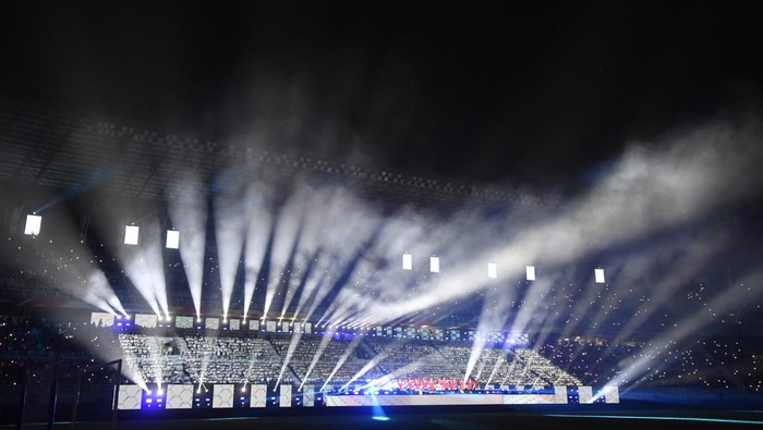 Piala Dunia U-17 2023 resmi dibuka di Stadion Gelora Bung Tomo, Surabaya, Jawa Timur, Jumat (10/11/2023). Begini suasana upacara pembukaan Piala Dunia U-17.