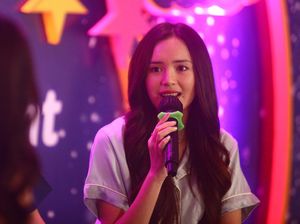 Begini Cara Beby Tsabina Mengatasi Mood Swing Saat Menstruasi