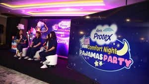 10 Foto Momen Seru Pajamas Party di Acara Hers Protex Bersama Beby Tsabina