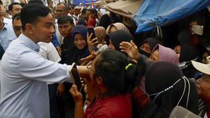 Gibran Sapa Pedagang Pasar Natar Lampung