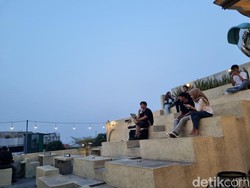 Menikmati Langit Senja Bekasi, Paling Enak di Kafe Ini