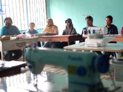 PT GNI-SEI Kembangkan Keterampilan Menjahit Warga Desa Bunta Morowali Utara