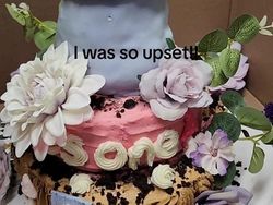 Beli Kue Ulang Tahun Rp 3 Juta, Hasilnya Malah Zonk!