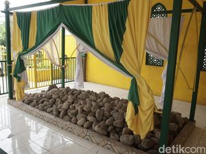 Cerita Makam Keramat Datuk Kota Bangun Cerita Makam Keramat Datuk Kota Bangun