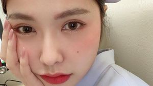 8 Foto Terbaru Perawat Cantik yang Viral di Medsos, Bikin Pasien Betah di RS