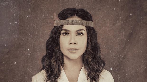 Melaney Ricardo Melney Ricardo as Kristina Marta Tiahahu