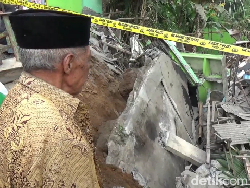 Sebuah Rumah di Lumajang Ambruk Tewaskan Satu Penghuninya
