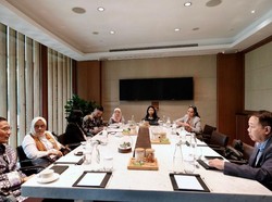 Temui Menteri Pembangunan Singapura, Sandiaga Mau Contek Urban Tourism