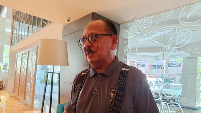 Dokter Timnas Indonesia, Syarif Alwi.