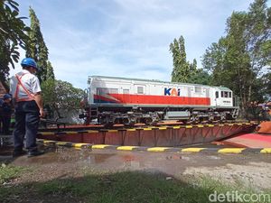Mengenal Turn Table di Stasiun Cirebon yang Ada Sejak 1913