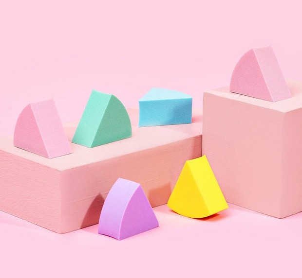 Jenis-jenis Beauty Sponge dan Kegunaannya, Wanita Wajib Tahu!