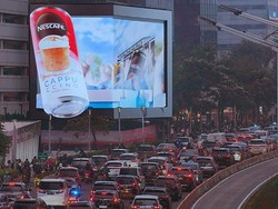 Pengalaman Visual Baru: Jakarta Dihiasi oleh The Real Anamorphic LED dari Jaris & K