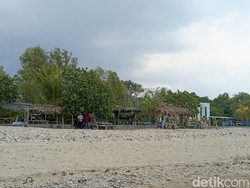 Pantai Sulamanda Tak Lagi Diminati, Fasilitas Rusak-Laut Kotor
