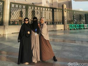 Kunjungi Raudhah, Juara Emeron Hijab Hunt 2023 Alami Kejadian Tak Terduga