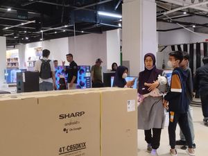 Banjir Diskon, Barang Elektronik di Transmart Full Day Sale Diserbu Pengunjung