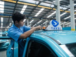 Fix! Ini Taksi Baru Bluebird Pengganti Transmover Lama
