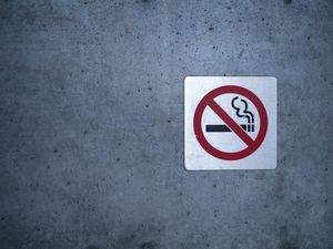 Kemenkes Dorong NTB Bentuk Kawasan Wisata Bebas Asap Rokok Kemenkes Dorong NTB Bentuk Kawasan Wisata Bebas Asap Rokok