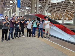 Ada Piala Dunia U-17, Kereta Cepat Tambah Perjalanan