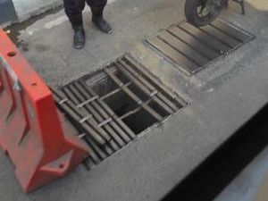 Macet Parah di Mampang Akibat Besi Gorong-gorong Tak Cuma Sekali Terjadi Macet Parah di Mampang Akibat Besi Gorong-gorong Tak Cuma Sekali Terjadi