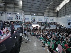 Mahfud MD Ajak Mahasiswa Kawal Pemilu Damai 2024