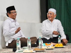 Setelah Ganjar, Giliran Mahfud Sowan Gus Mus