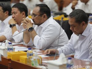 Menag-Komisi VIII DPR Bahas Tambahan Kuota Haji 2024