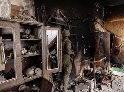 Militer Israel Gerebek Bengkel Senjata Diduga Milik Hamas