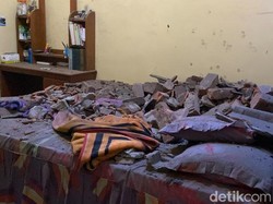 Petaka Andika Tertimpa Reruntuhan Bangunan Tua